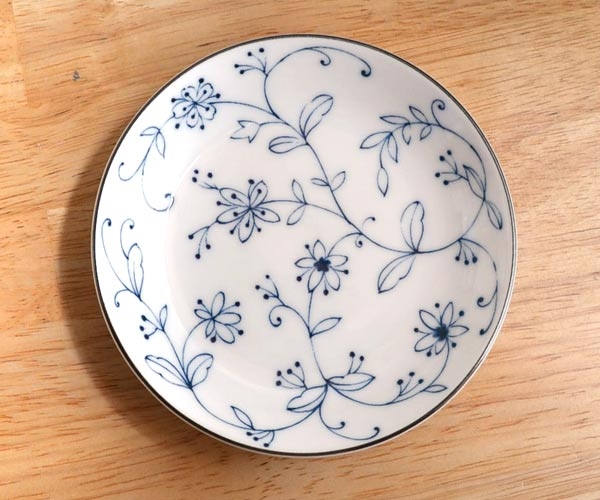 ♧素敵な有田焼3種湯呑付【2ステージウェーブ・ミルキーホワイト